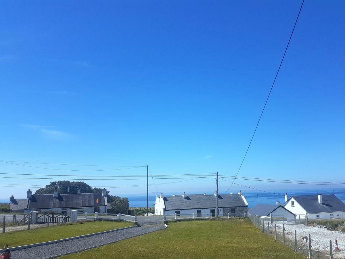 Wild Atlantic Way Cottage Dooagh المظهر الخارجي الصورة